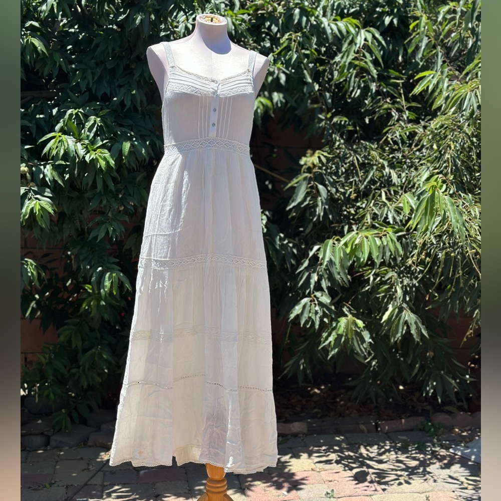 Forever 21 White Lace Dress